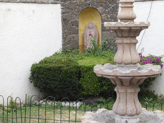 Jardín del área de la capilla